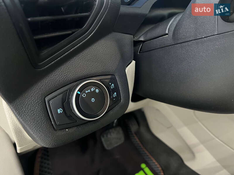 Минивэн Ford C-Max 2018 в Одессе фото 17 Минивэн Ford C-Max 2018 в Одессе