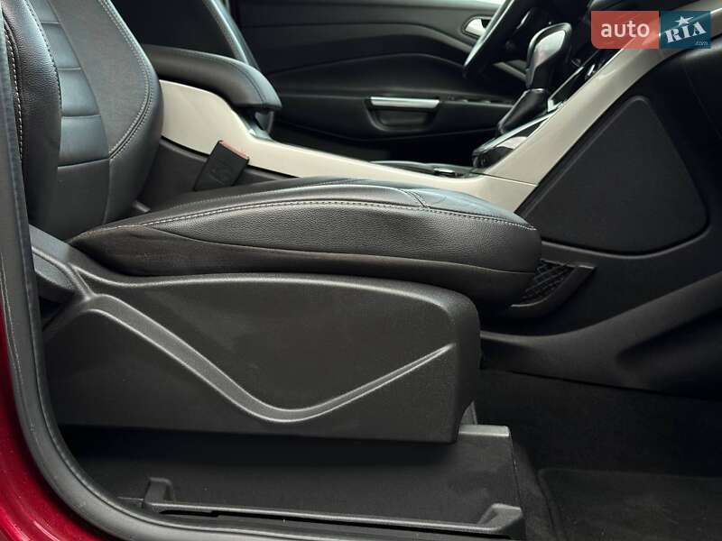 Минивэн Ford C-Max 2016 в Ровно