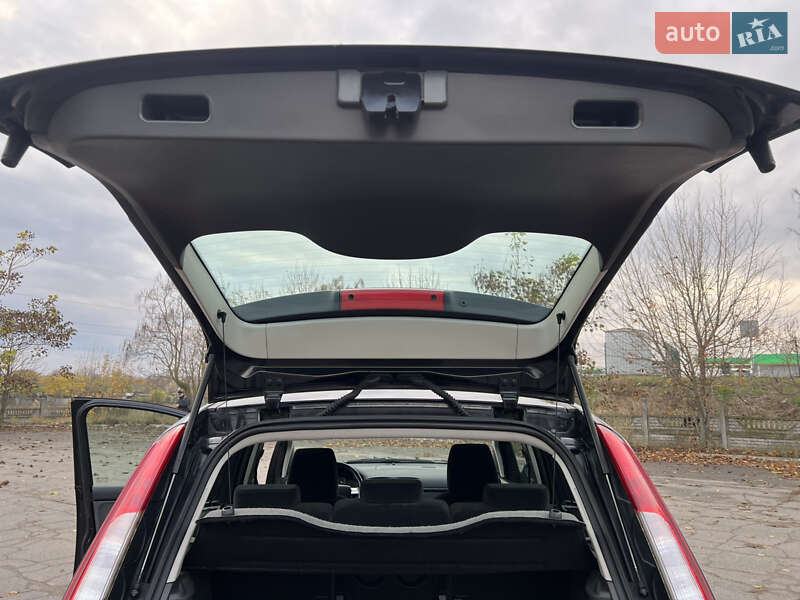 Мінівен Ford C-Max 2007 в Хоролі фото 36 Мінівен Ford C-Max 2007 в Хоролі