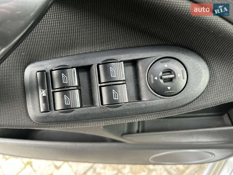 Мінівен Ford C-Max 2009 в Житомирі фото 22 Мінівен Ford C-Max 2009 в Житомирі