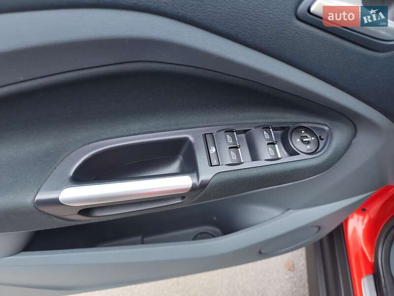 Минивэн Ford C-Max 2011 в Звягеле фото 30 Минивэн Ford C-Max 2011 в Звягеле