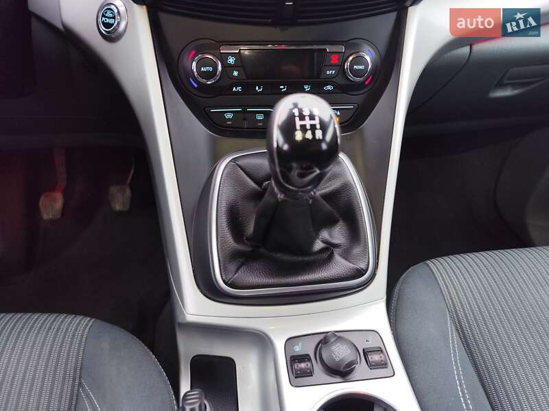 Минивэн Ford C-Max 2011 в Звягеле фото 44 Минивэн Ford C-Max 2011 в Звягеле