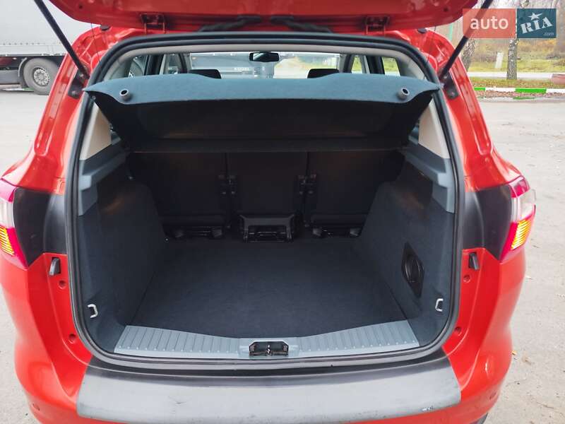 Минивэн Ford C-Max 2011 в Звягеле фото 52 Минивэн Ford C-Max 2011 в Звягеле