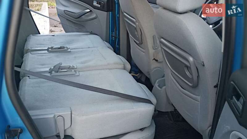 Мінівен Ford C-Max 2008 в Оброшине