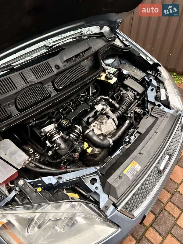 Мінівен Ford C-Max 2006 в Шепетівці фото 26 Мінівен Ford C-Max 2006 в Шепетівці