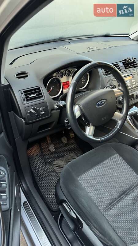 Минивэн Ford C-Max 2010 в Львове