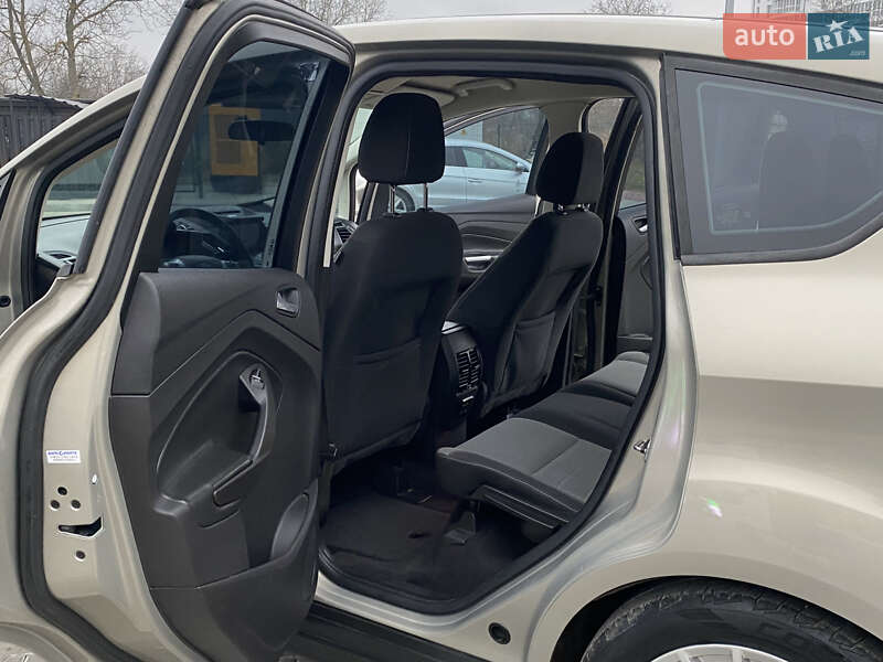 Минивэн Ford C-Max 2015 в Стрые фото 23 Минивэн Ford C-Max 2015 в Стрые