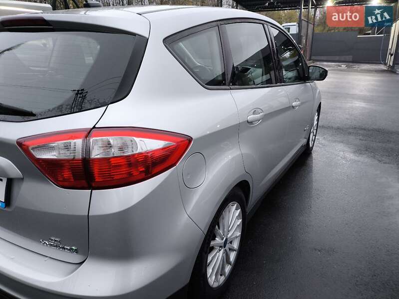 Мінівен Ford C-Max 2016 в Києві