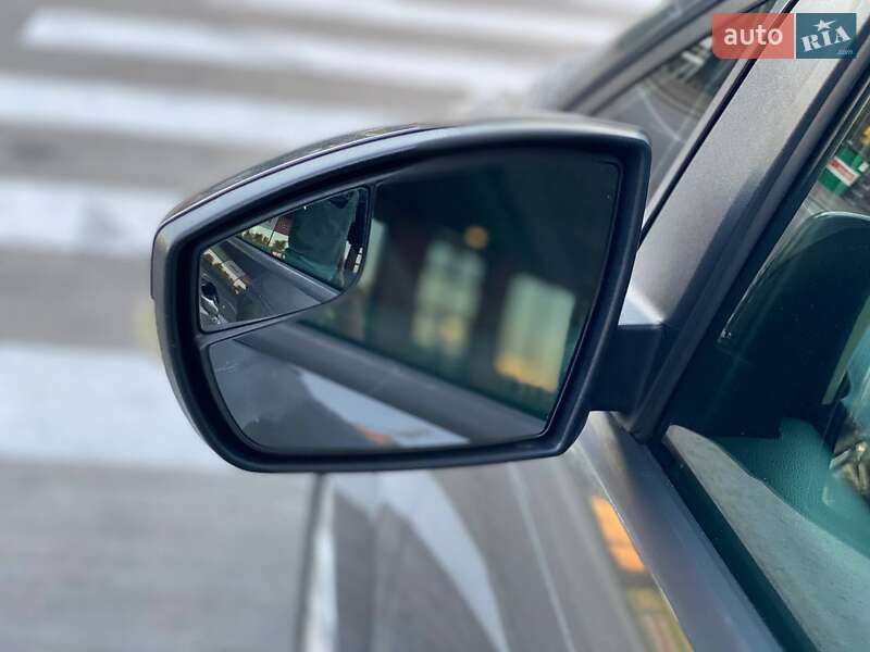 Минивэн Ford C-Max 2018 в Киеве