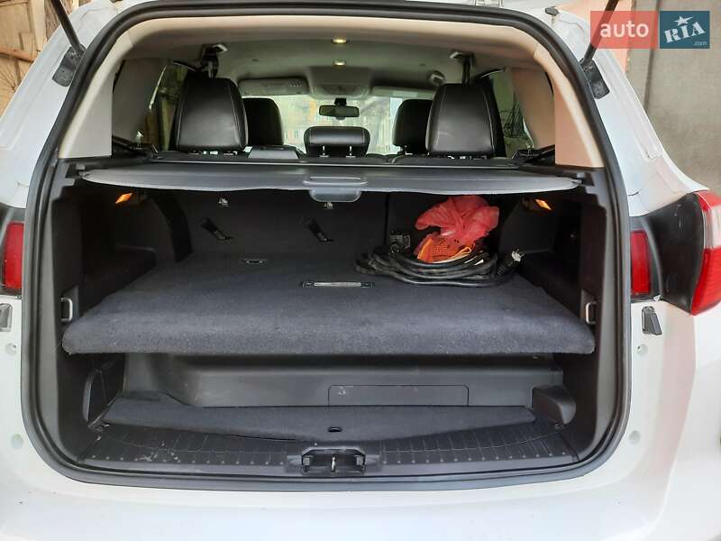 Минивэн Ford C-Max 2016 в Одессе фото 27 Минивэн Ford C-Max 2016 в Одессе