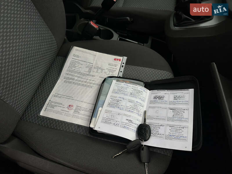 Минивэн Ford C-Max 2006 в Виннице