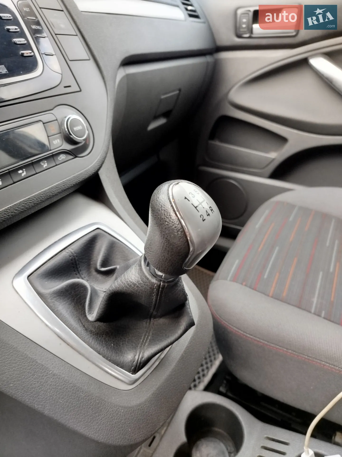 2010 Ford C-MAX - мініатюра 16