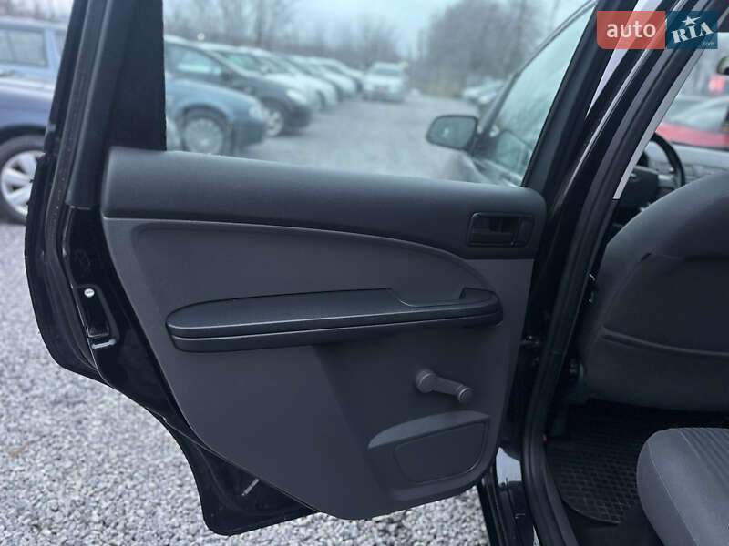 Минивэн Ford C-Max 2005 в Виннице