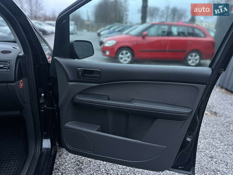 Минивэн Ford C-Max 2005 в Виннице