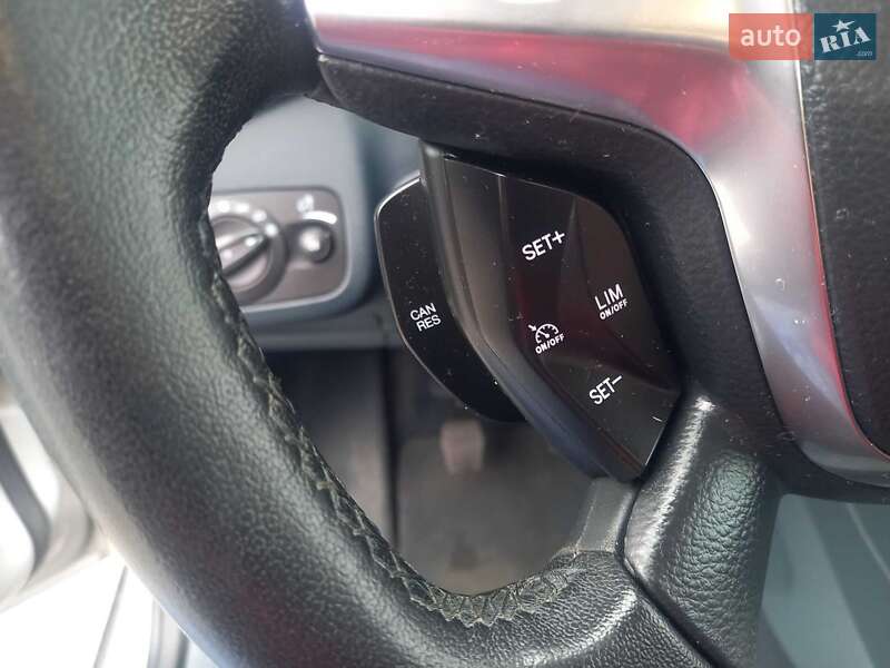 Минивэн Ford C-Max 2013 в Черкассах