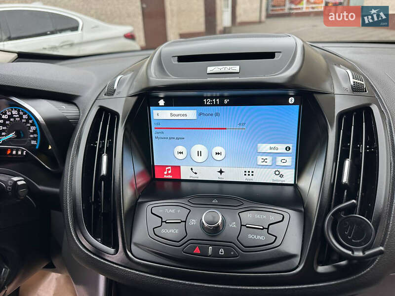 Минивэн Ford C-Max 2015 в Запорожье