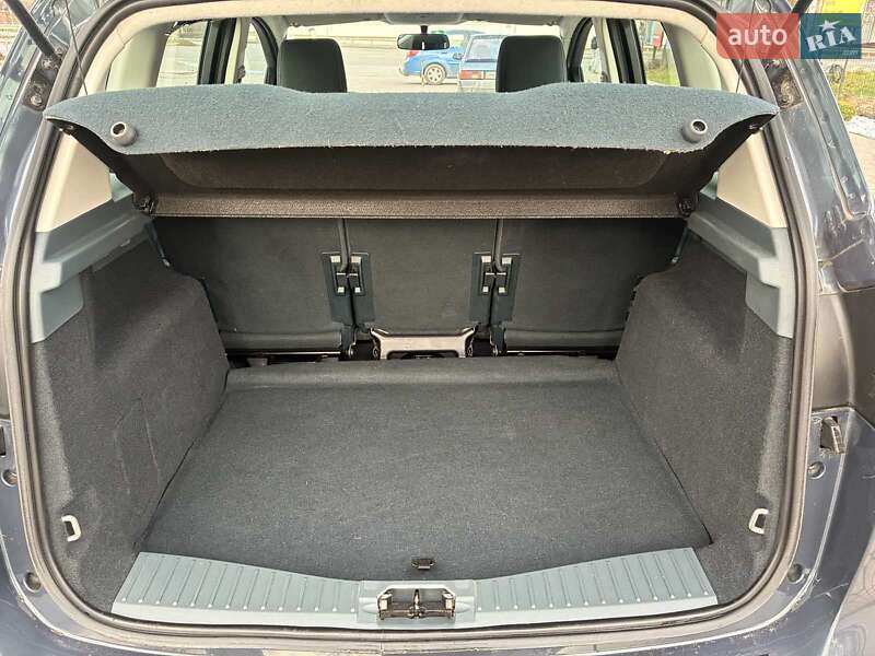 Минивэн Ford C-Max 2012 в Остроге фото 15 Минивэн Ford C-Max 2012 в Остроге