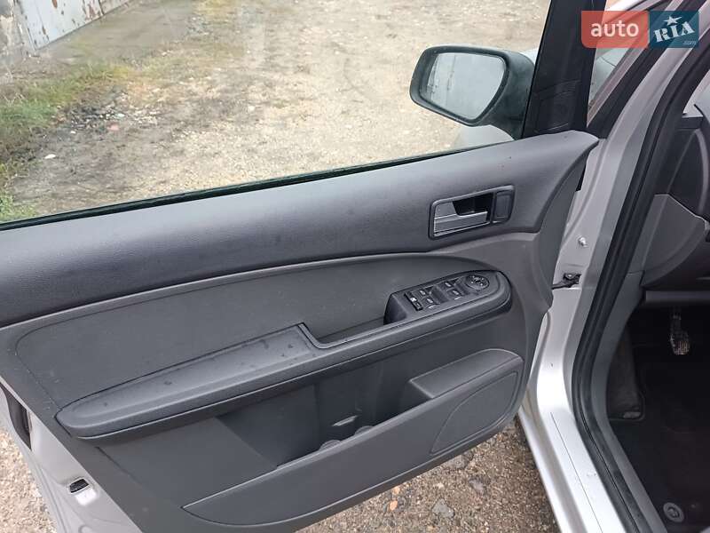 Минивэн Ford C-Max 2007 в Харькове фото 26 Минивэн Ford C-Max 2007 в Харькове