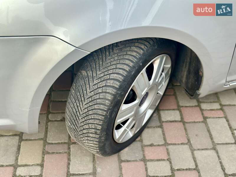 Минивэн Ford C-Max 2008 в Владимирце фото 35 Минивэн Ford C-Max 2008 в Владимирце