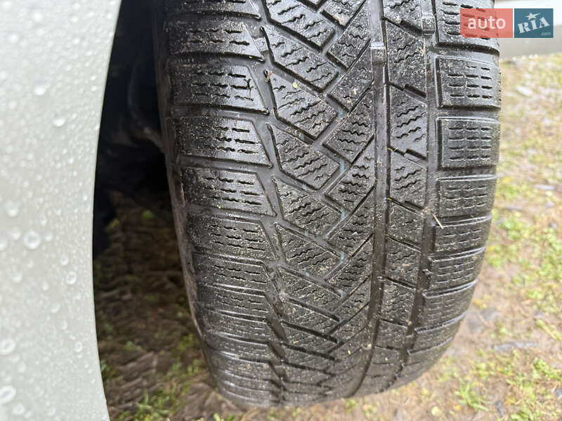 Минивэн Ford C-Max 2018 в Нововолынске