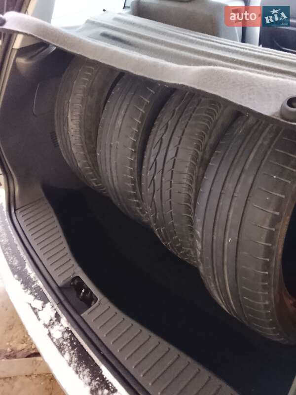 Мінівен Ford C-Max 2008 в Білогородці