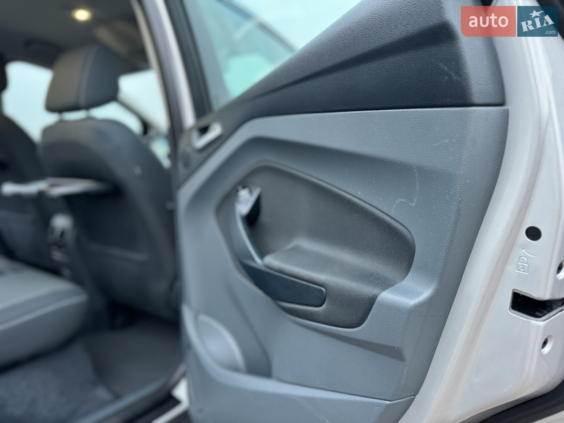 2011 Ford C-MAX - мініатюра 52