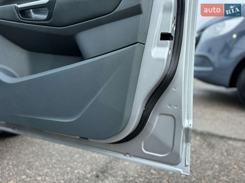 Минивэн Ford C-Max 2011 в Киеве фото 66 Минивэн Ford C-Max 2011 в Киеве