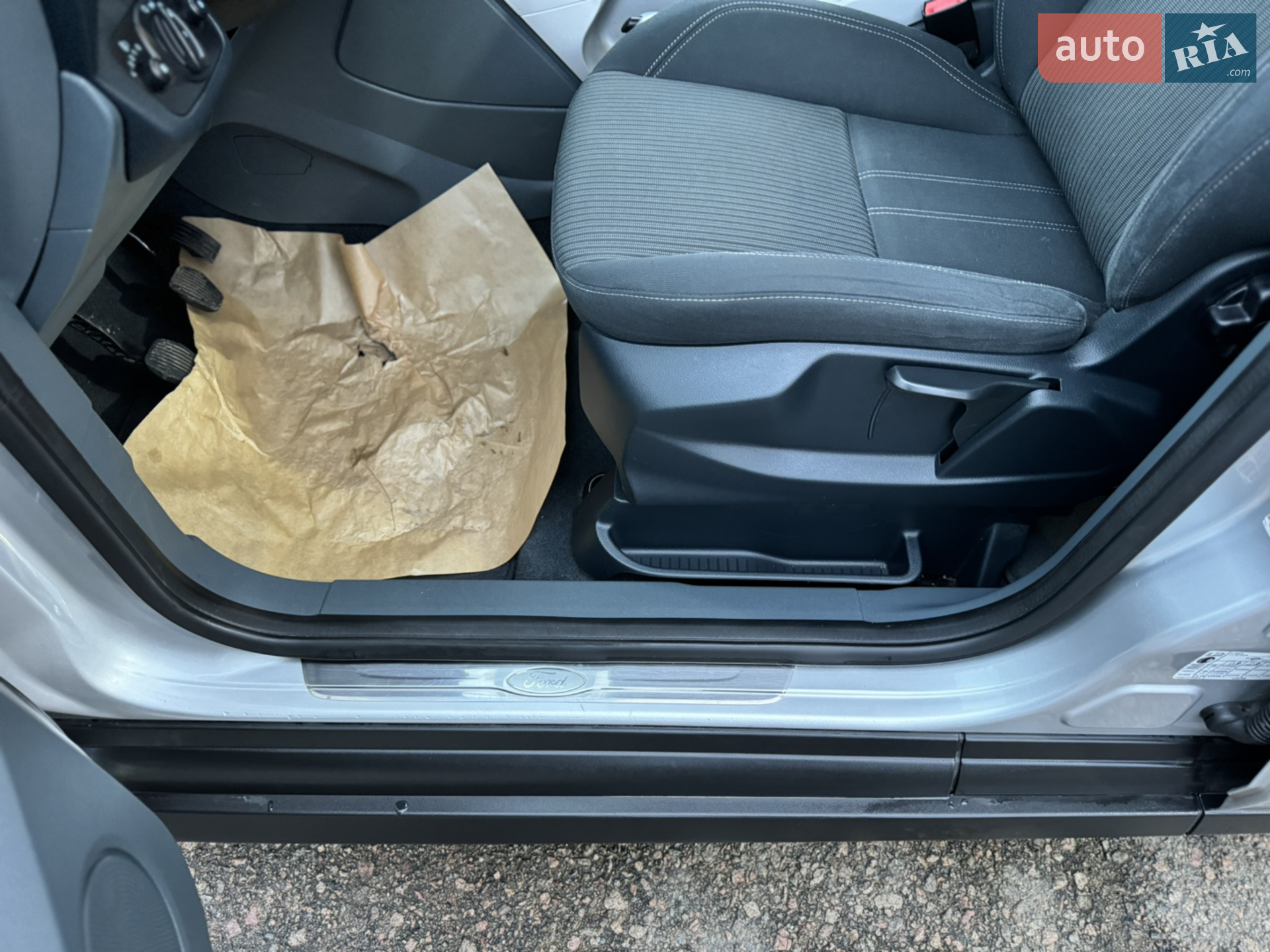 2011 Ford C-MAX - мініатюра 72