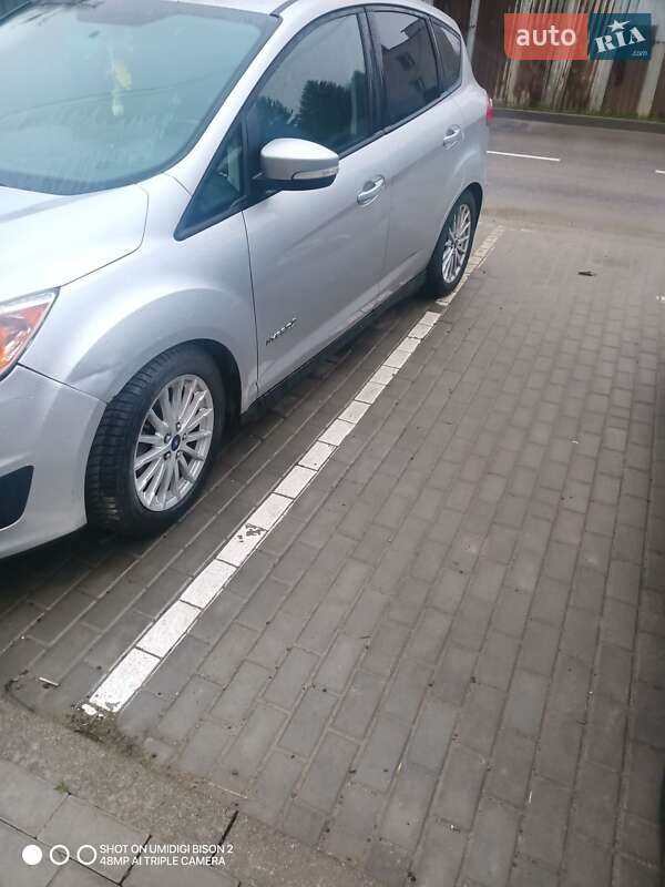 Минивэн Ford C-Max 2015 в Львове