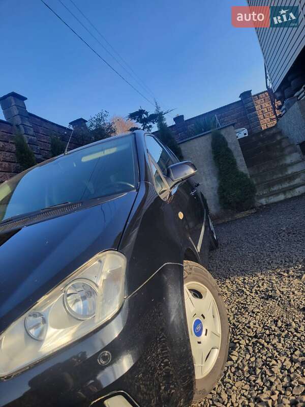 Минивэн Ford C-Max 2007 в Луцке