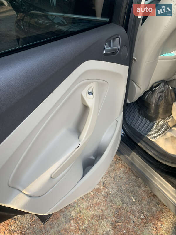 Минивэн Ford C-Max 2013 в Владимире