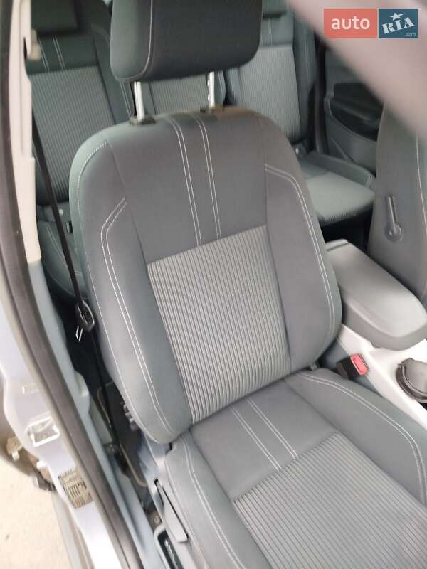 Мінівен Ford C-Max 2011 в Гайвороні