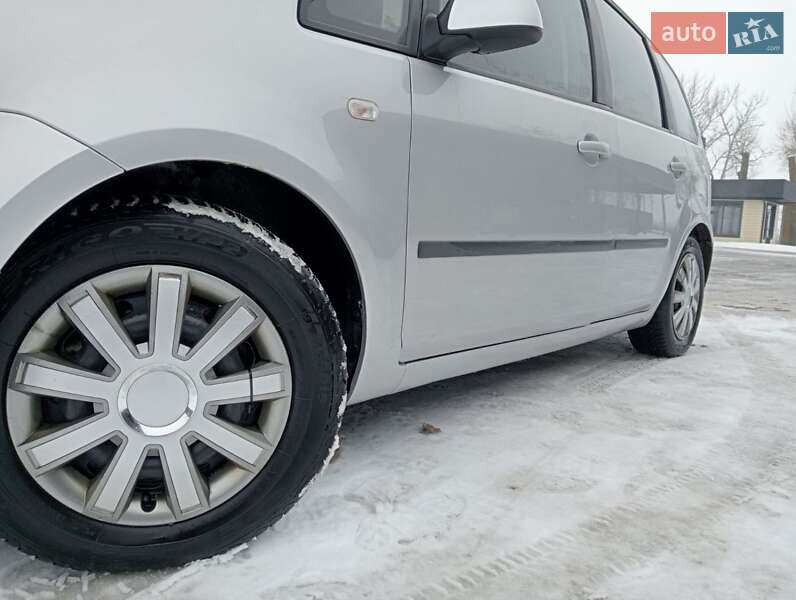 Минивэн Ford C-Max 2006 в Гнивани