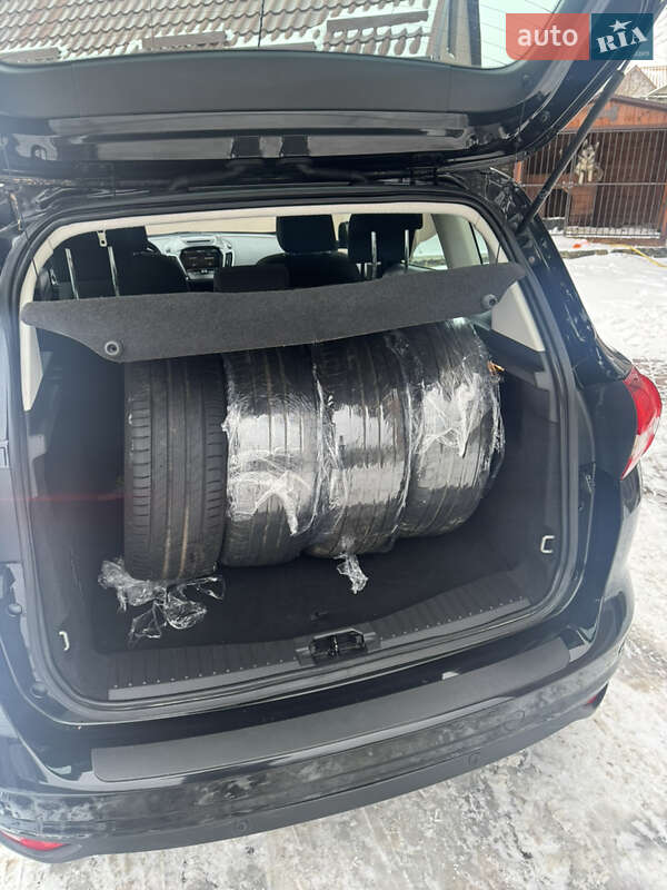 Минивэн Ford C-Max 2015 в Луцке