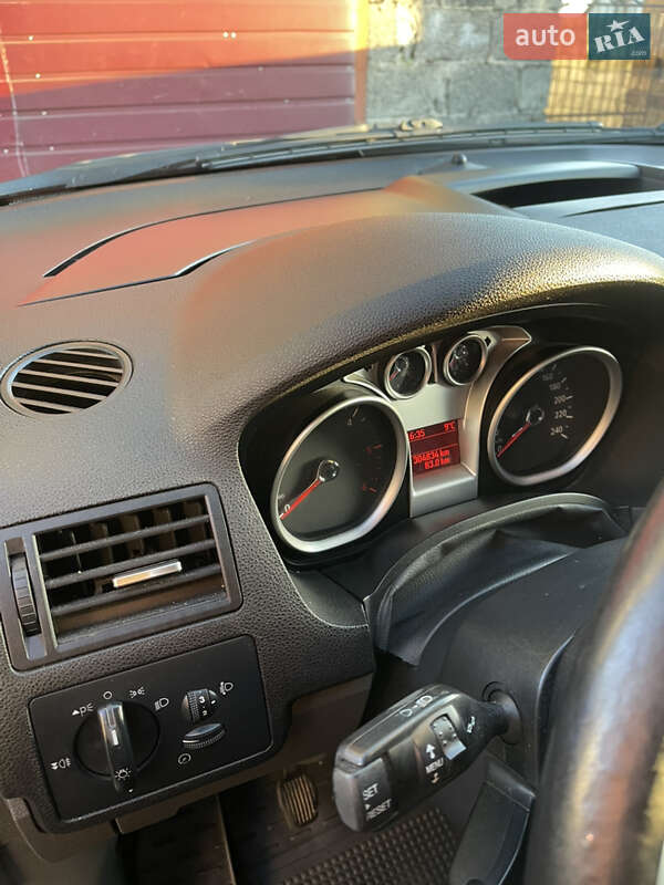 Минивэн Ford C-Max 2009 в Львове