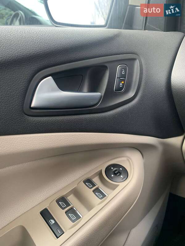 Мінівен Ford C-Max 2016 в Одесі