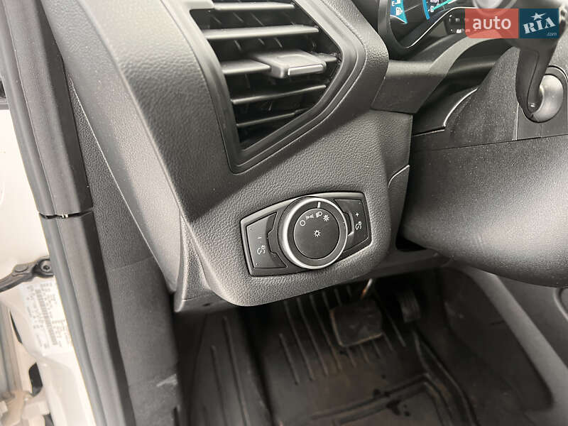 Мінівен Ford C-Max 2018 в Києві