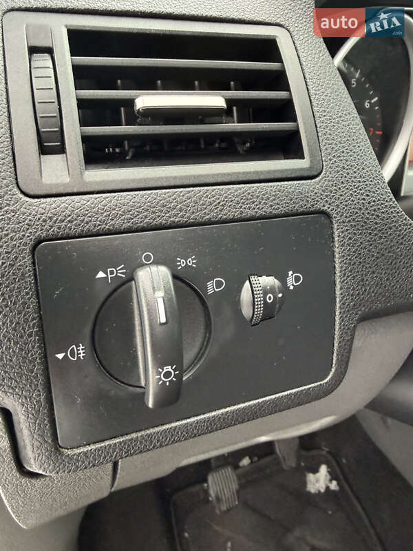 Минивэн Ford C-Max 2008 в Луцке