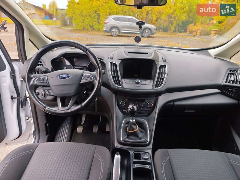 Минивэн Ford C-Max 2015 в Ромнах фото 15 Минивэн Ford C-Max 2015 в Ромнах