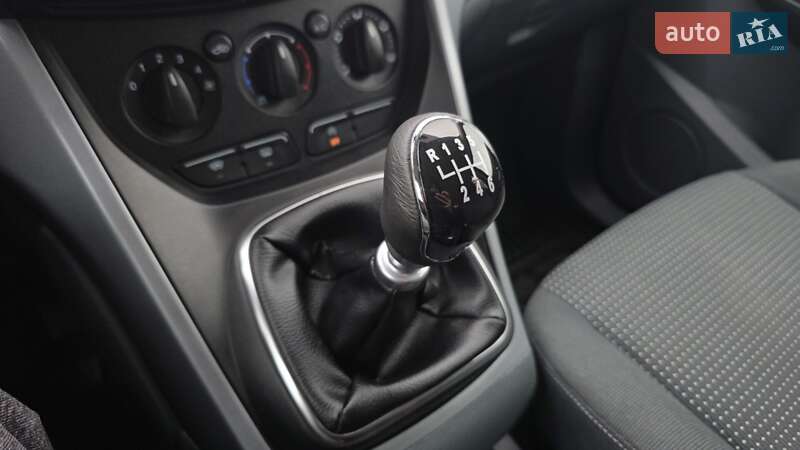 Мінівен Ford C-Max 2012 в Києві фото 40 Мінівен Ford C-Max 2012 в Києві