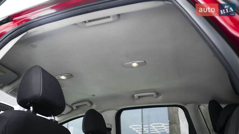 Минивэн Ford C-Max 2015 в Киеве фото 29 Минивэн Ford C-Max 2015 в Киеве