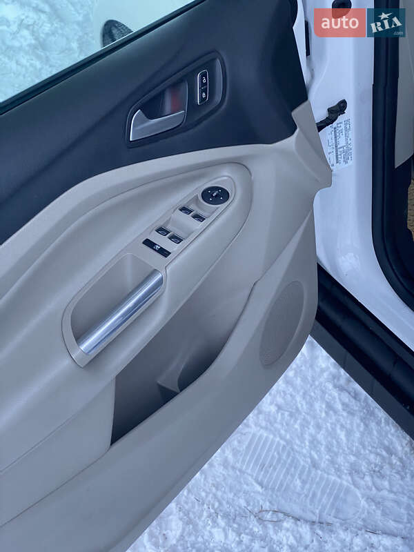 Минивэн Ford C-Max 2014 в Броварах