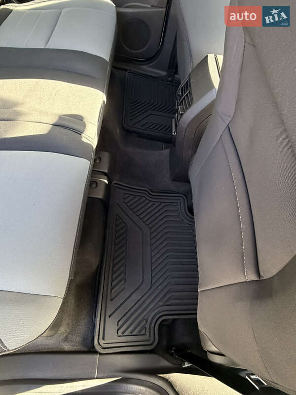 Минивэн Ford C-Max 2014 в Киеве