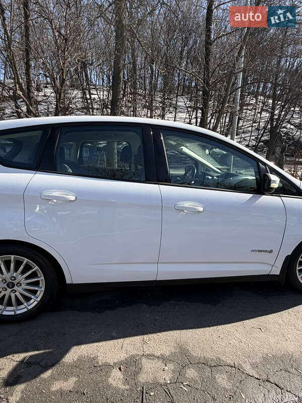 Минивэн Ford C-Max 2014 в Киеве