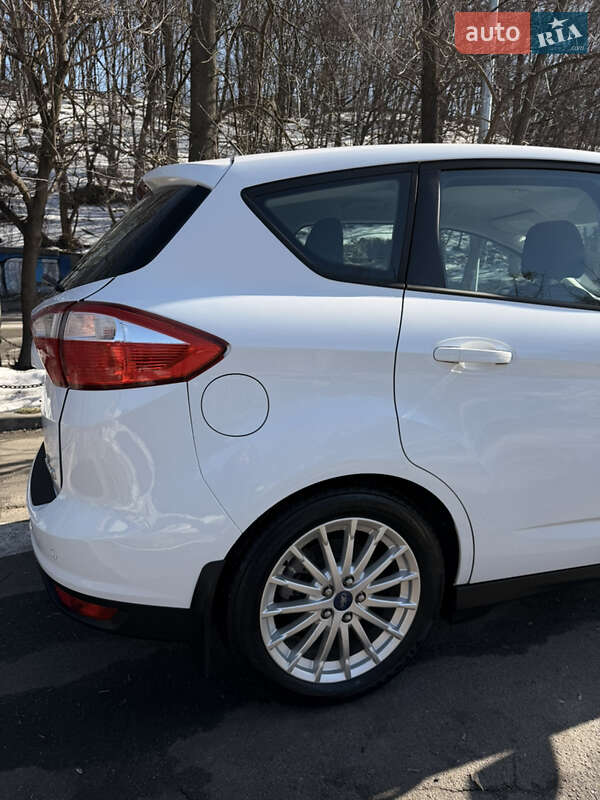 Минивэн Ford C-Max 2014 в Киеве