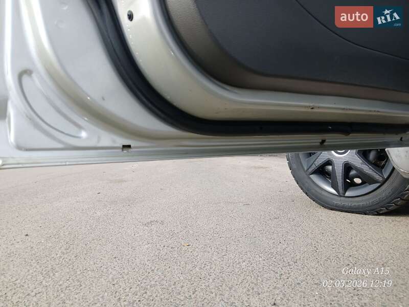 Минивэн Ford C-Max 2006 в Золотоноше