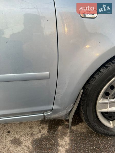 Минивэн Ford C-Max 2004 в Киеве