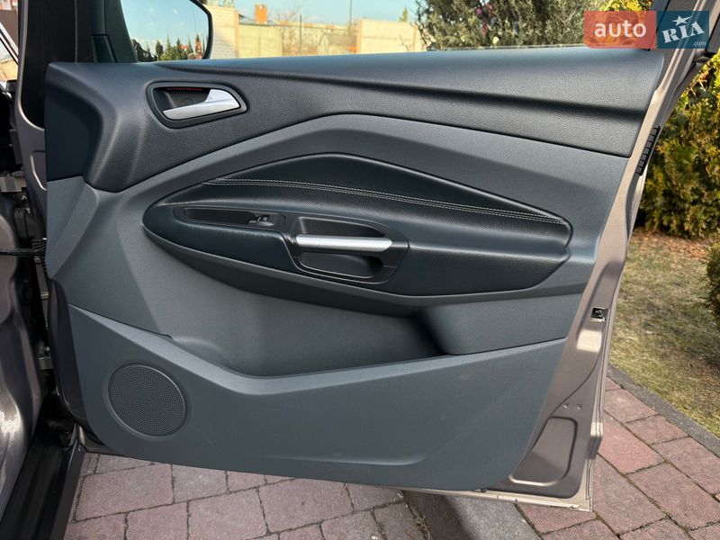 Минивэн Ford C-Max 2012 в Стрые