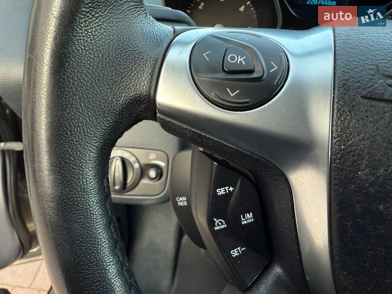 Минивэн Ford C-Max 2012 в Стрые