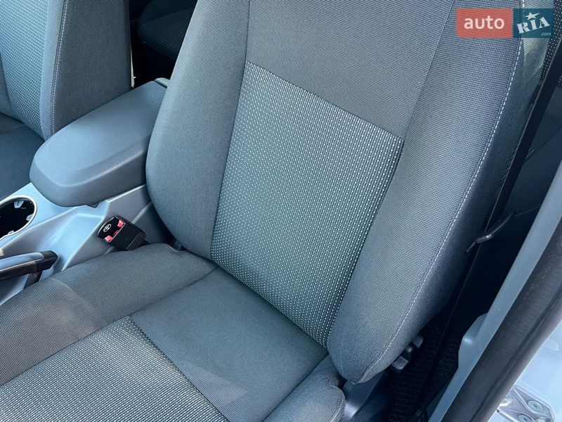 Мінівен Ford C-Max 2013 в Тернополі